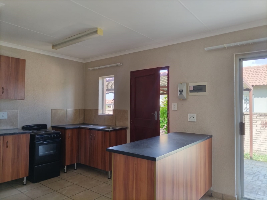3 Bedroom Property for Sale in Waterkloof Hill Estate North West